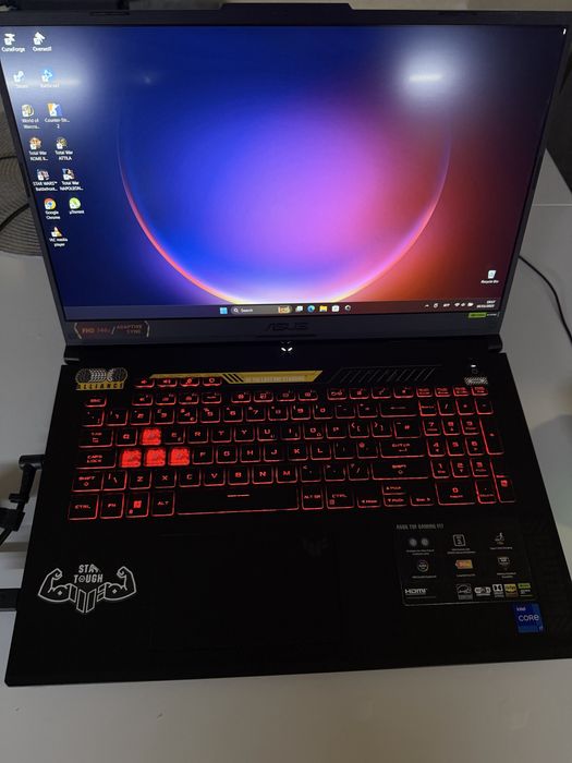 Геймърски лаптоп Asus tuf f17 rtx4070/intel i7