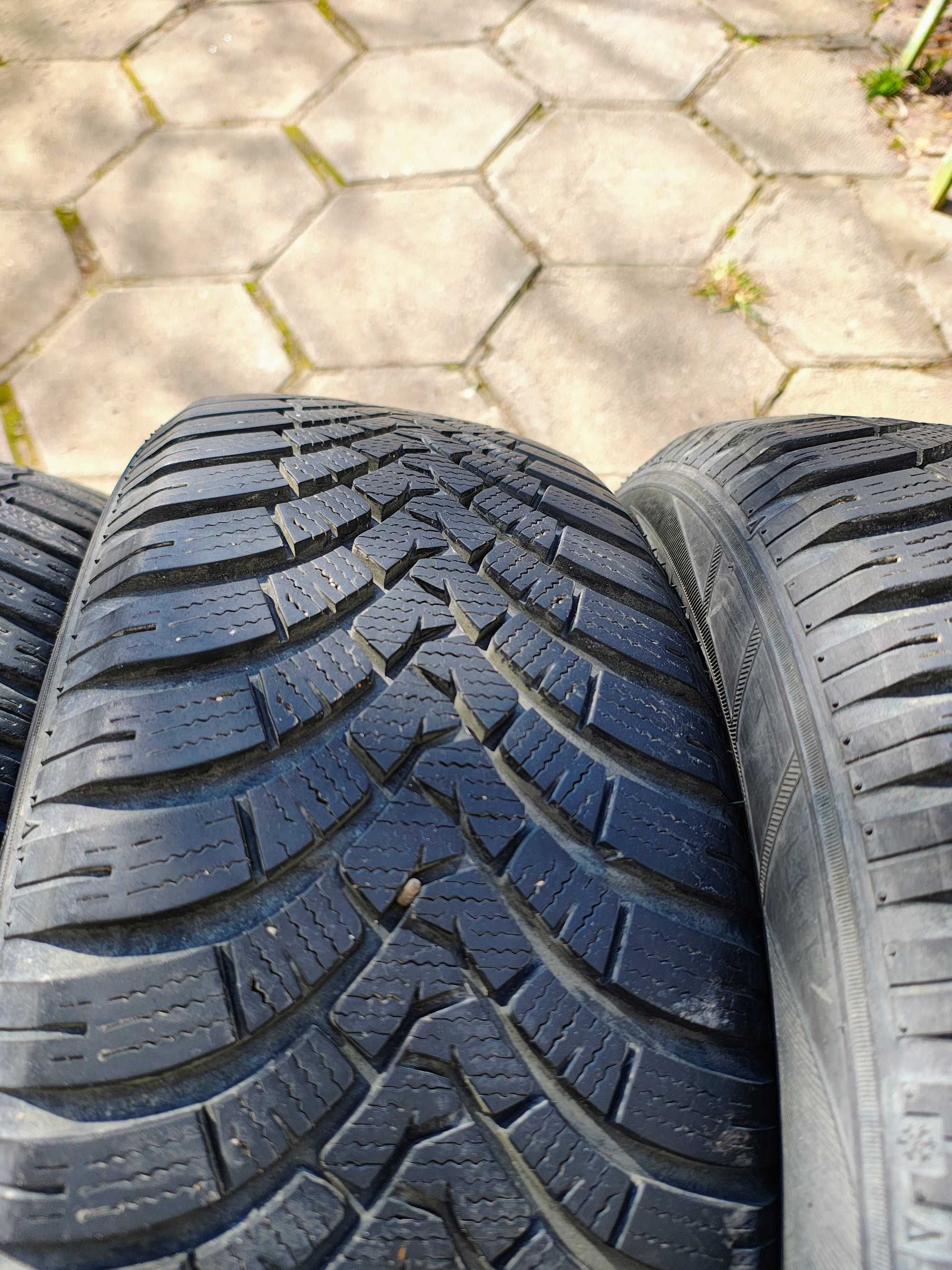 215x60R16 Falken EUROWINTER HS01 - 4 бр Зимни гуми