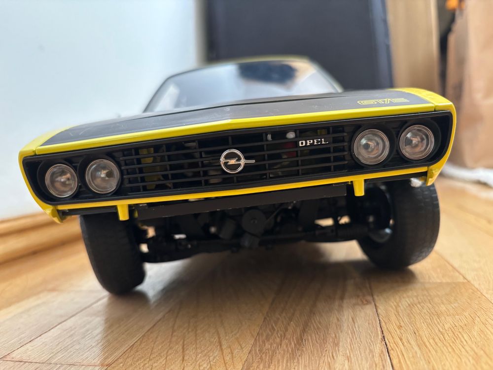 Macheta Opel Manta A GT/E - scara 1/8