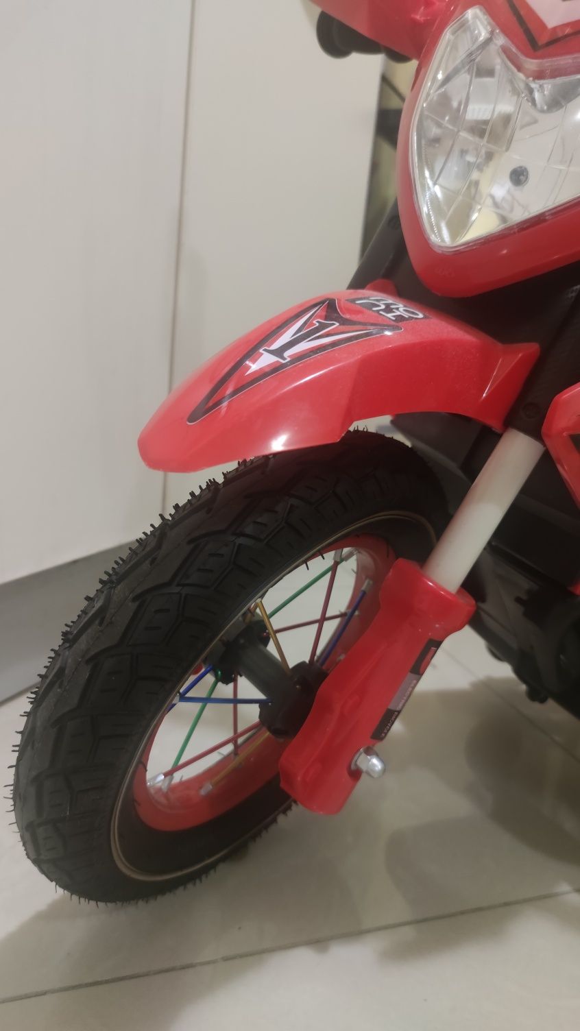 Акумулаторен мотор MONI Super Moto червен