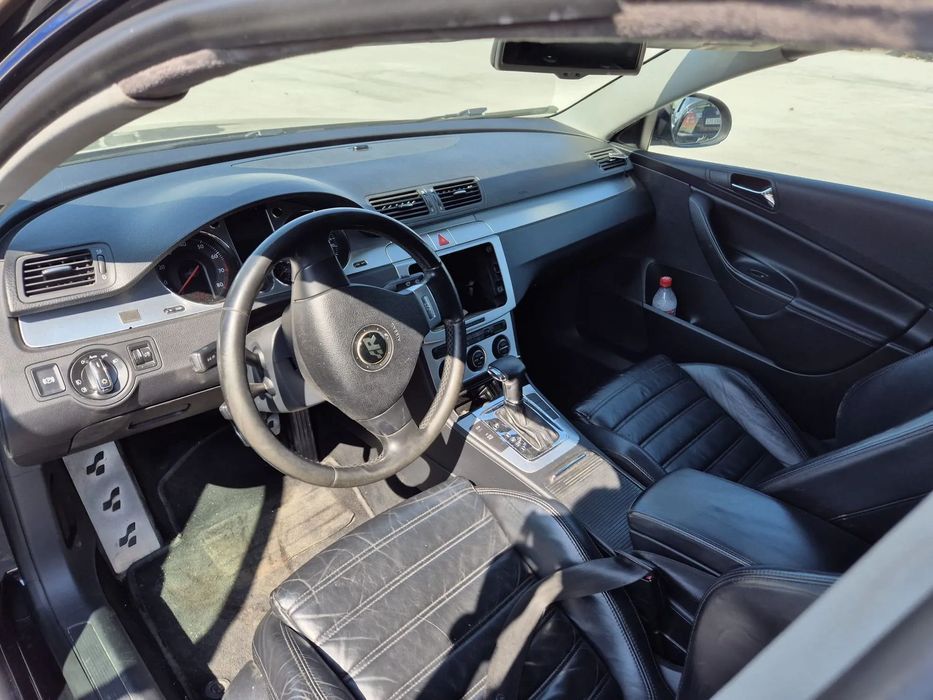 Dezmembram Volkswagen Passat B6, an 2007, 1.6FSI cod BLF