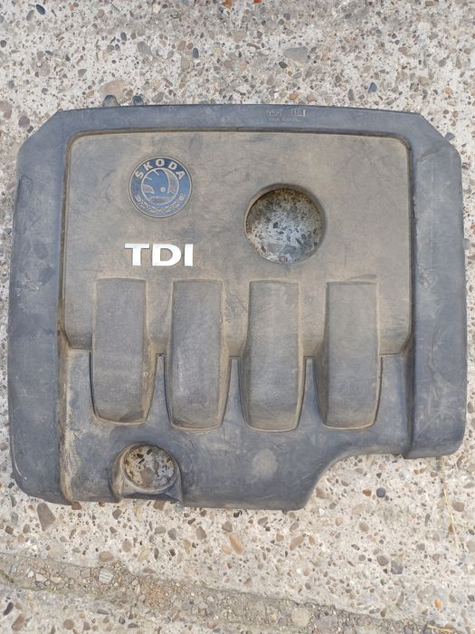 Capac motor SKODA 03G 103 925