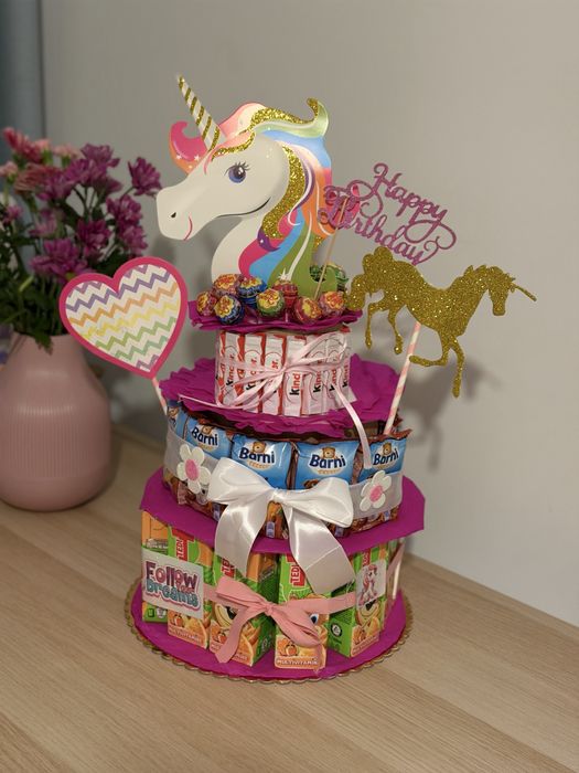 Toturi din dulciuri ambalate