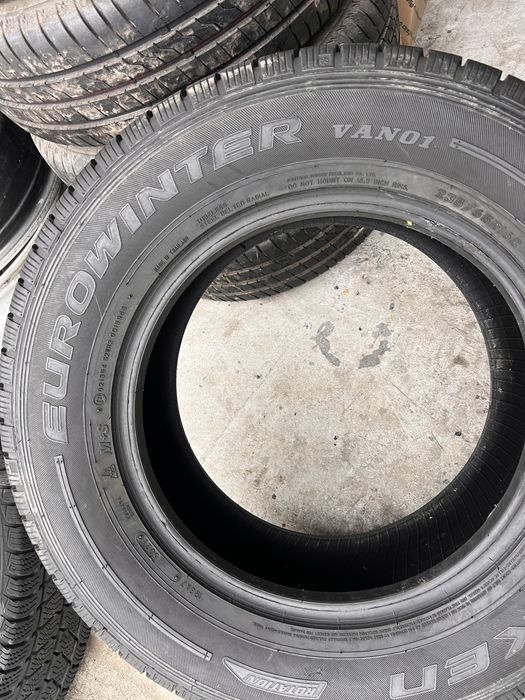 4 anvelope iarna 235/65/16 C , Falken , DOT 2021 !