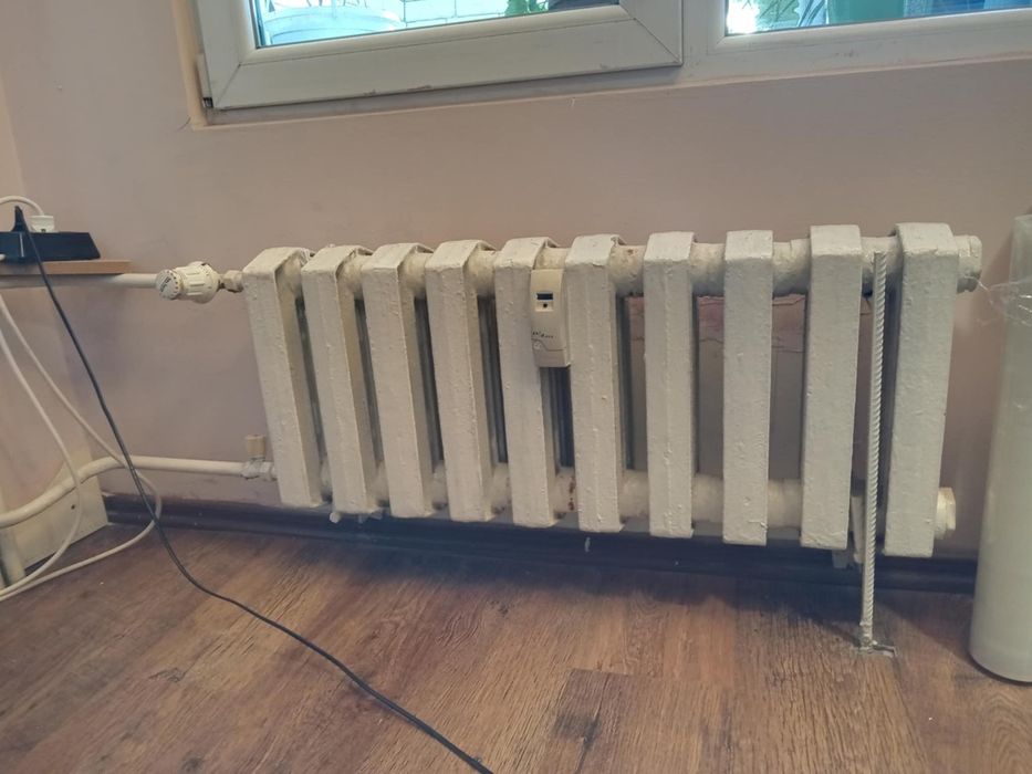 Продавам чугунени радиатори