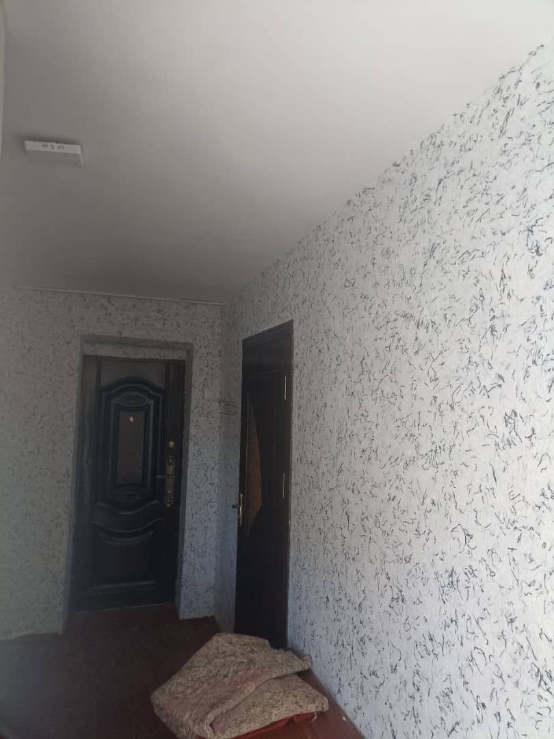 1 хоналик квартира ижарага берилади. Когон Шахар Умид кучаси