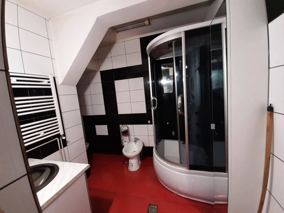 Apartament de închiriat