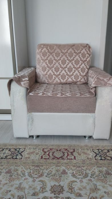 Два кресла б/у самовывоз