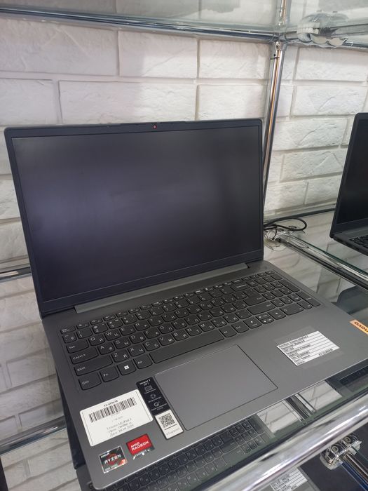 Ноутбук Lenovo ideapad3