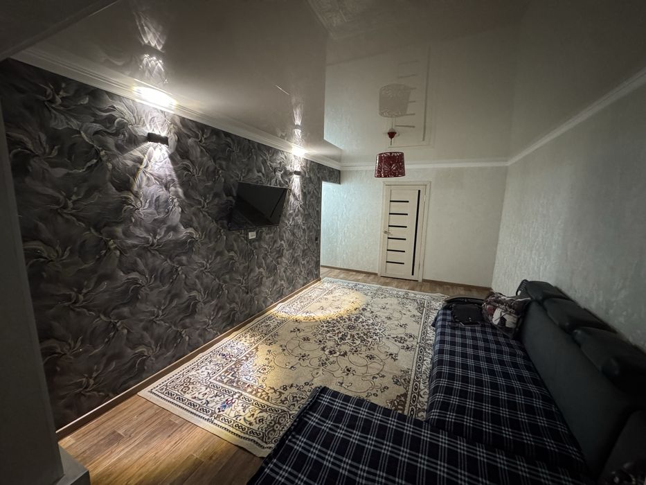 Сдам 2 х комн квартиру не далеко от Арбата !