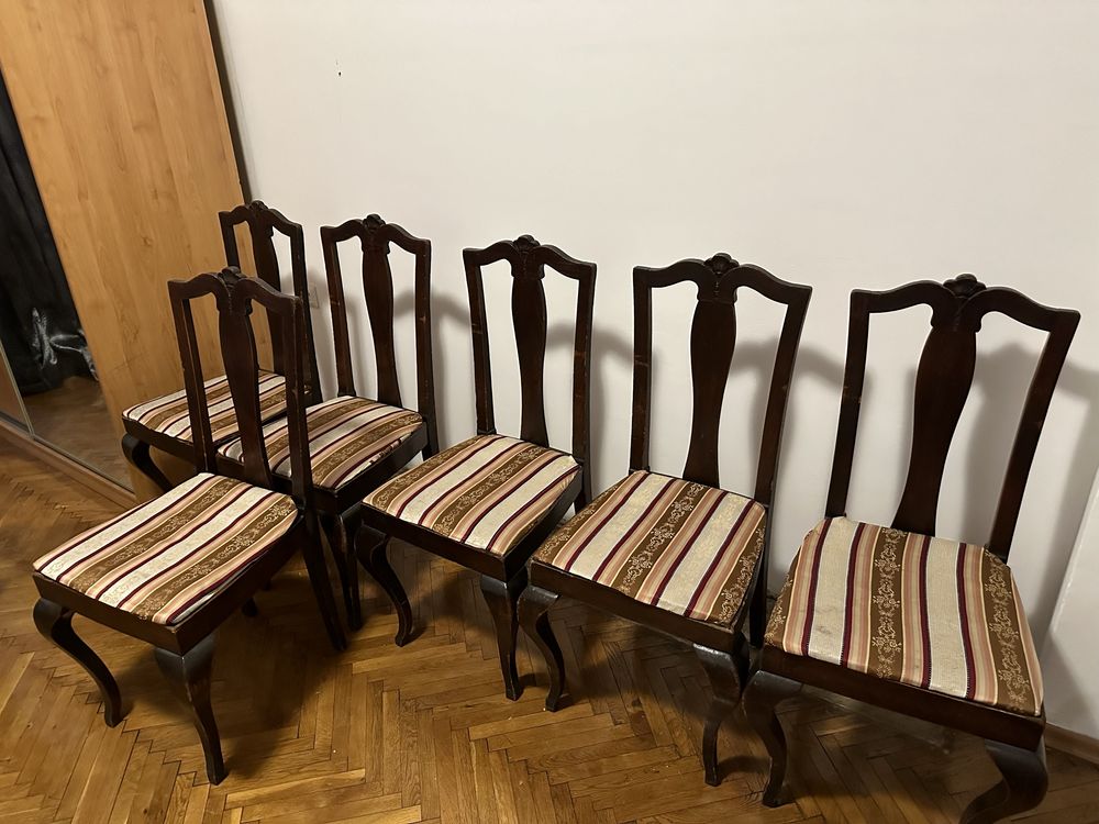 Старинни дървени столове 6 бр.