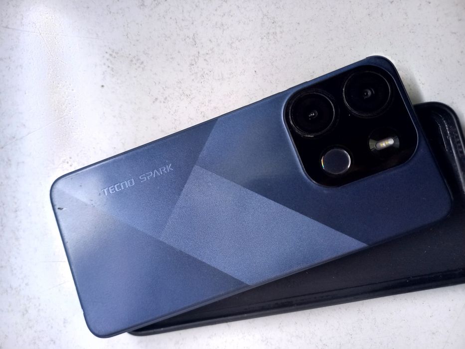 Продам tecno spark go 2023