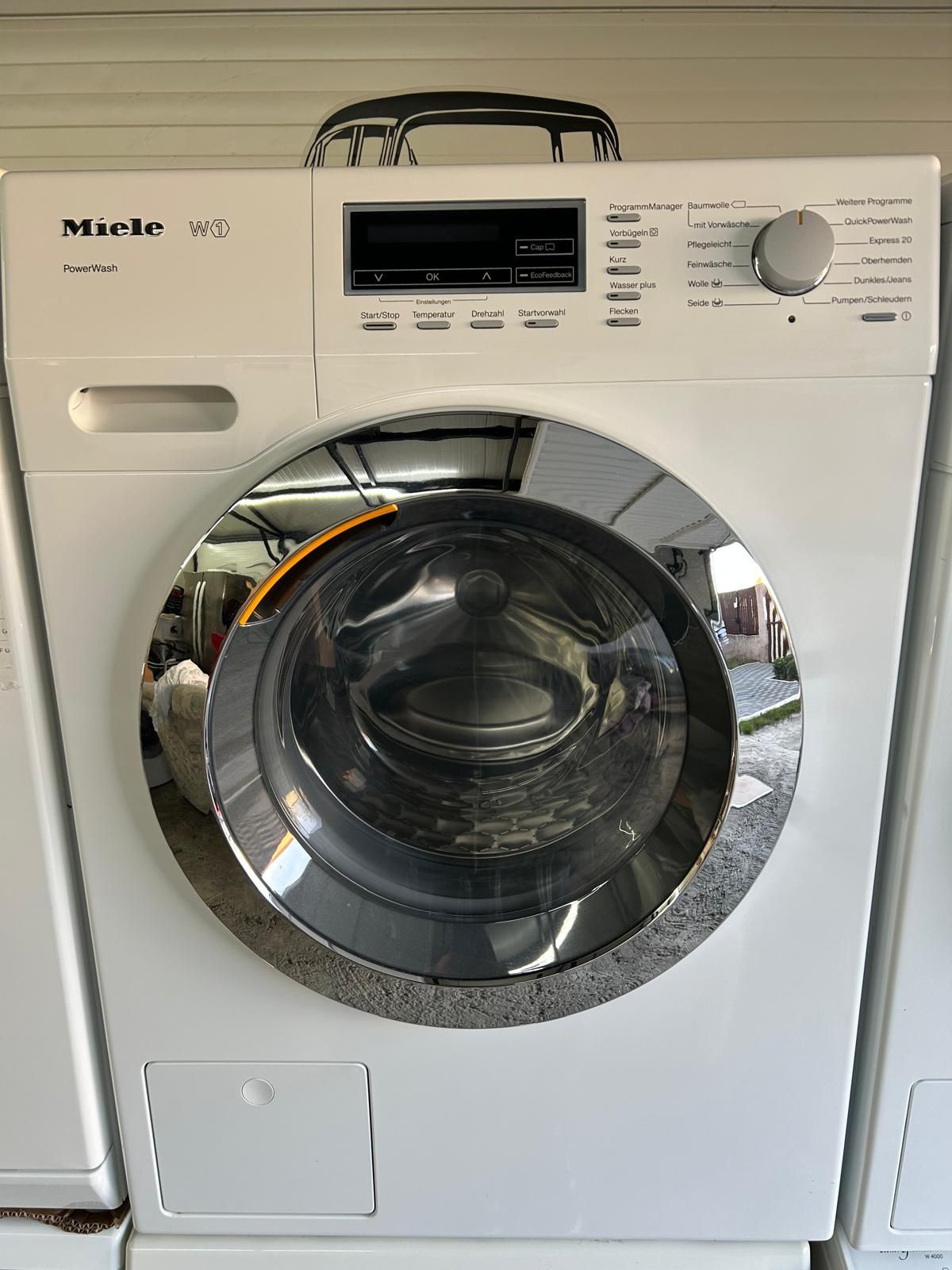 Mașini spălat+uscatoare" Miele"