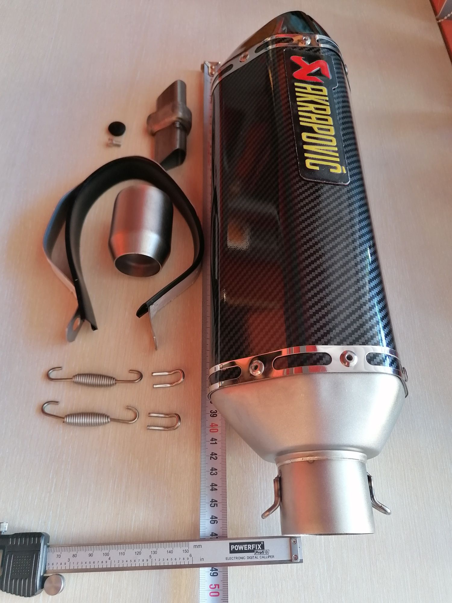 Ауспух за мотор Akrapovic 47см. Генерация.