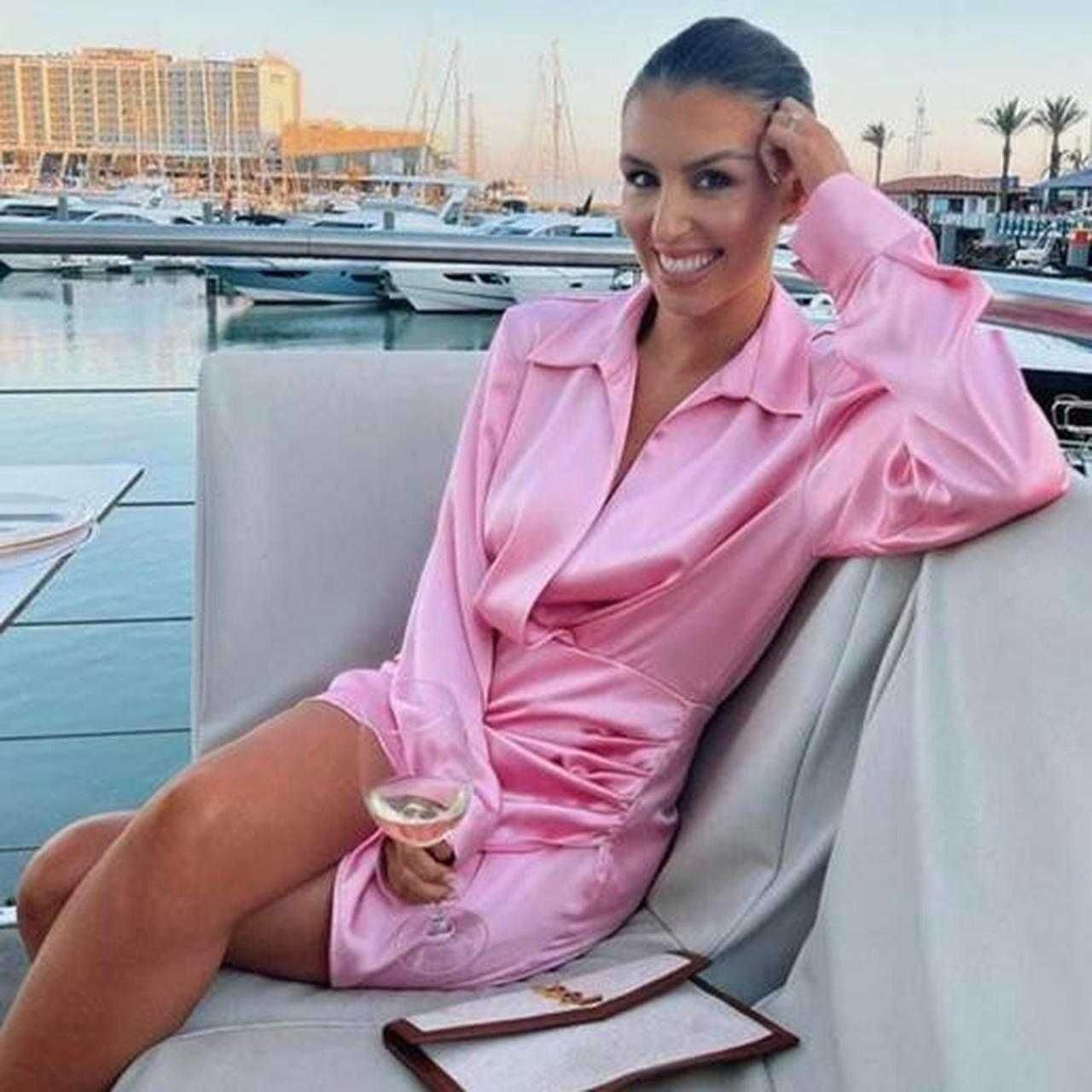 Zara rochie satin roz pudra mini scurta decolteu