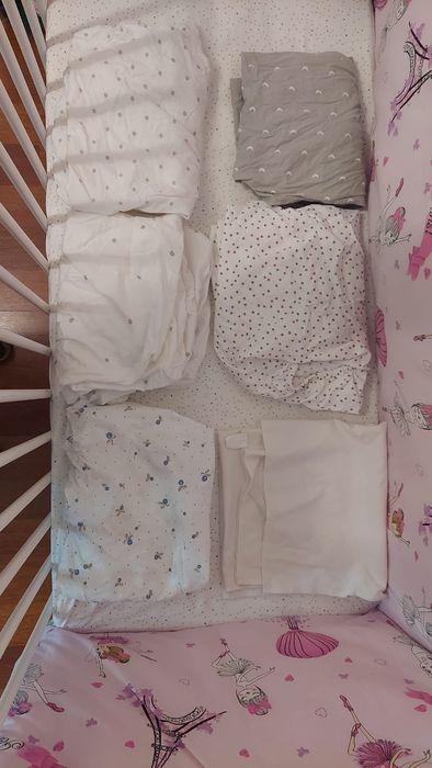 Pătuț bebe cu saltea IKEA si accesorii
