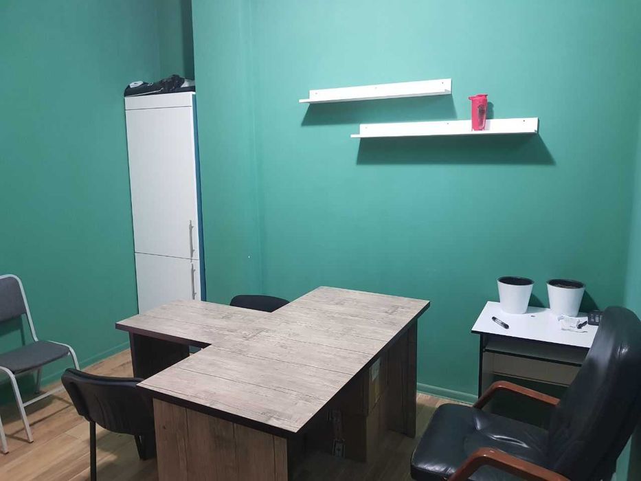 Офис учун 13 м2.лик хона ИЖАРАГА берилади!  (барча қўлайликлари билан)