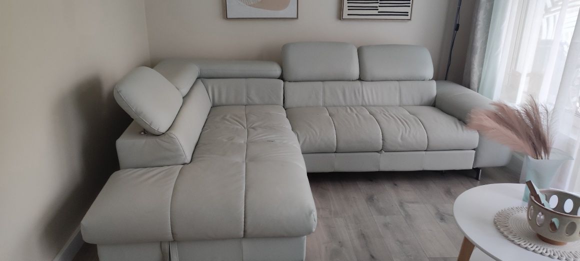 Coltar extensibil cu lada de depozitare