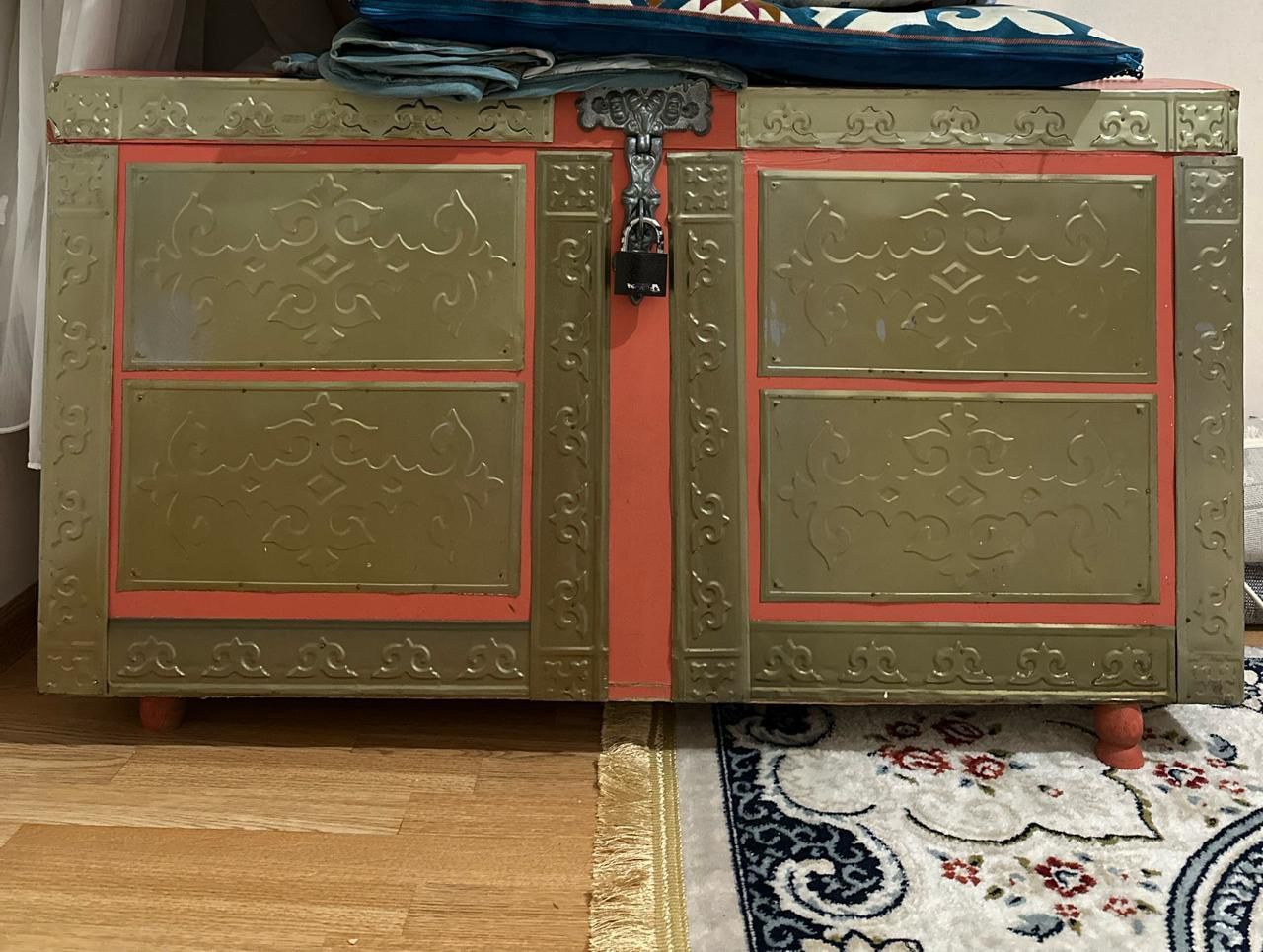Продам Сундук советский