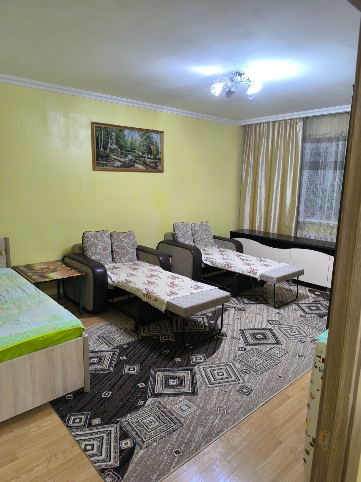 Сдам комнату девкшкам на подселение