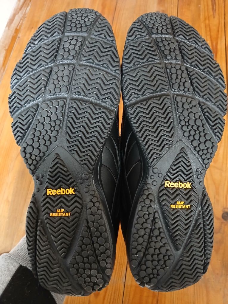 Мъжки Нови Маратонки Reebok/42 номер/