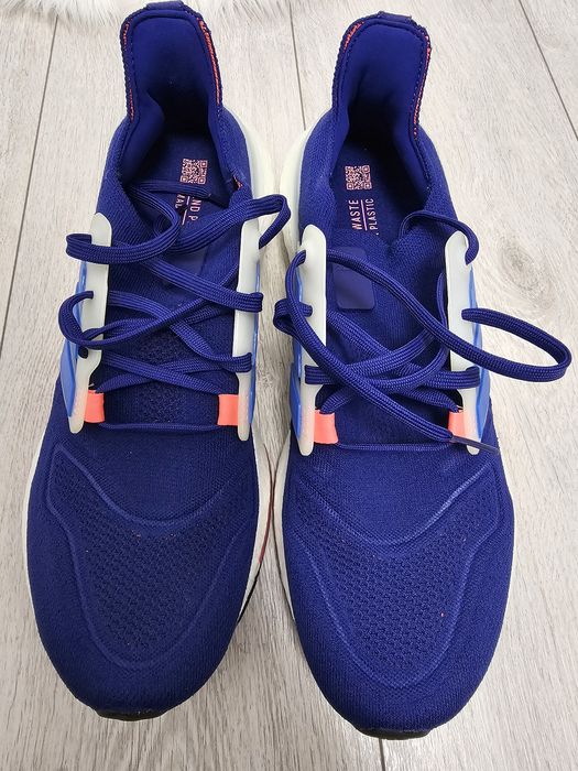Adidas Ultraboost 22