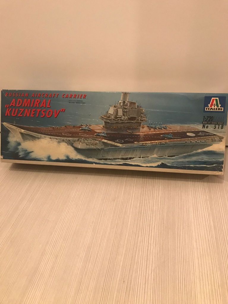 NOU Macheta Italeri portavion 1/720 (1995) Admiral Kuznetzov