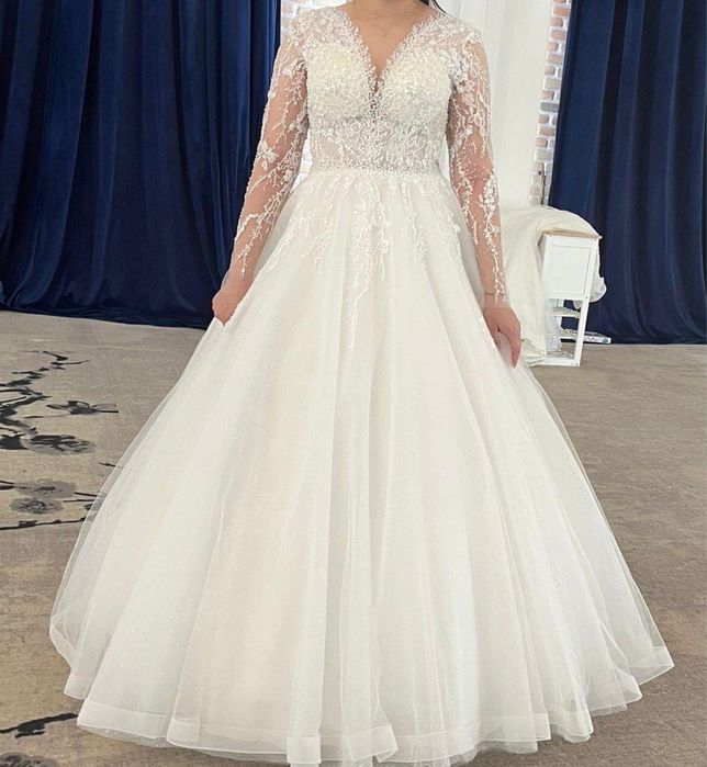 Rochie de mireasa nouă