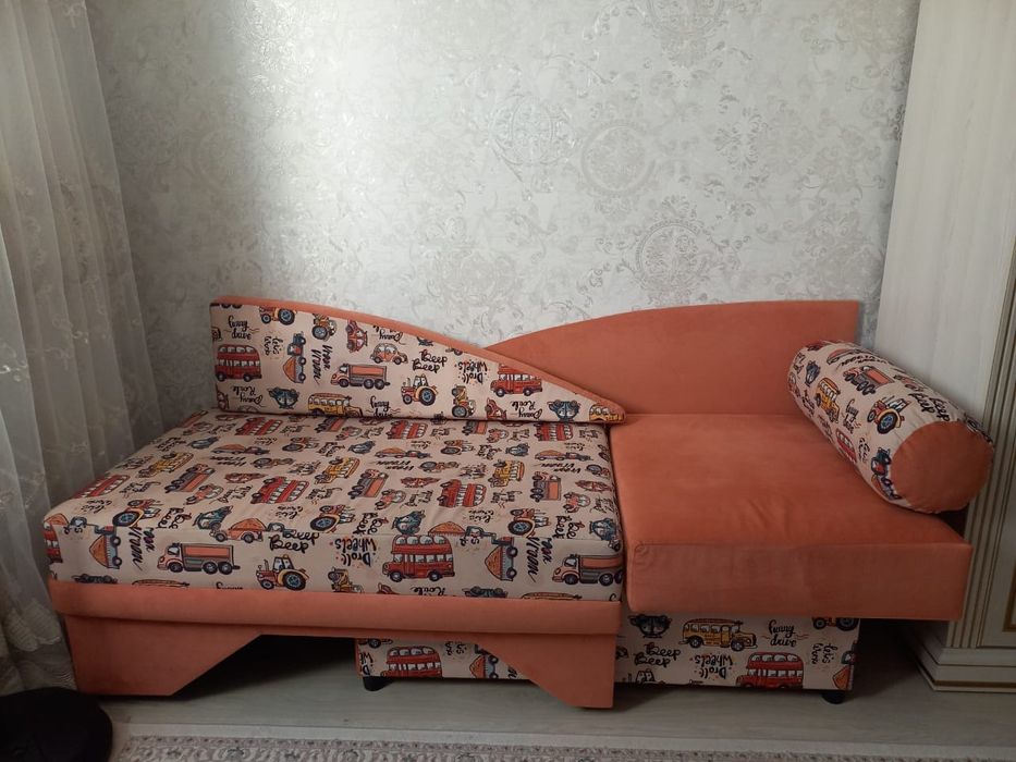 Диван кровать в отличном состоянии