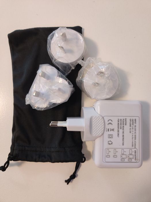 Încărcător USB Vetter Smart Charging Station + adaptor călătorie USB