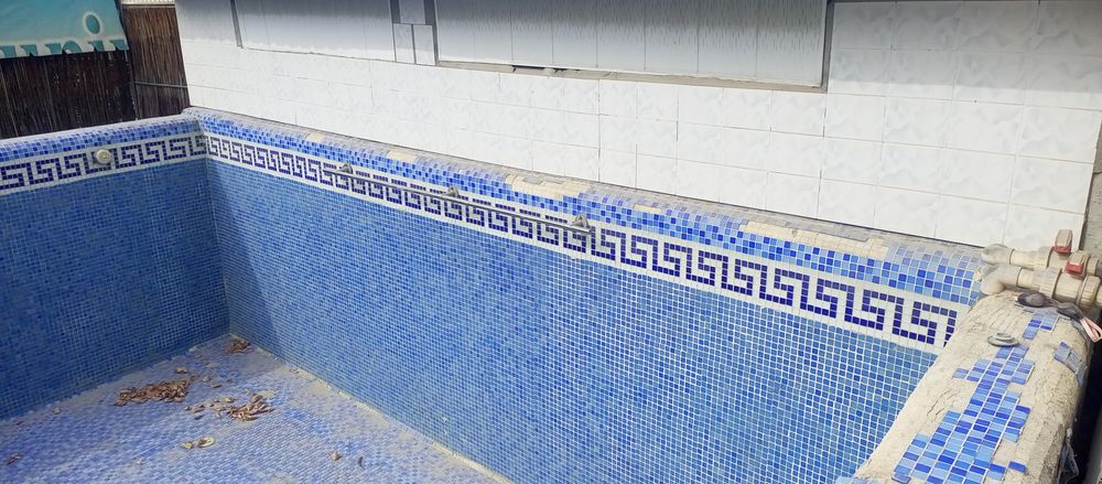 Продаются б/у запчасти для бассейна