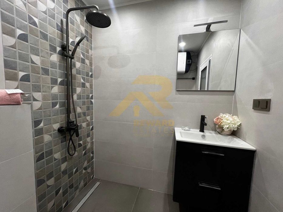 Продава се Двустаен апартамент в София, Център - 64 кв.м за 3110 €/кв.м - Снимка #11