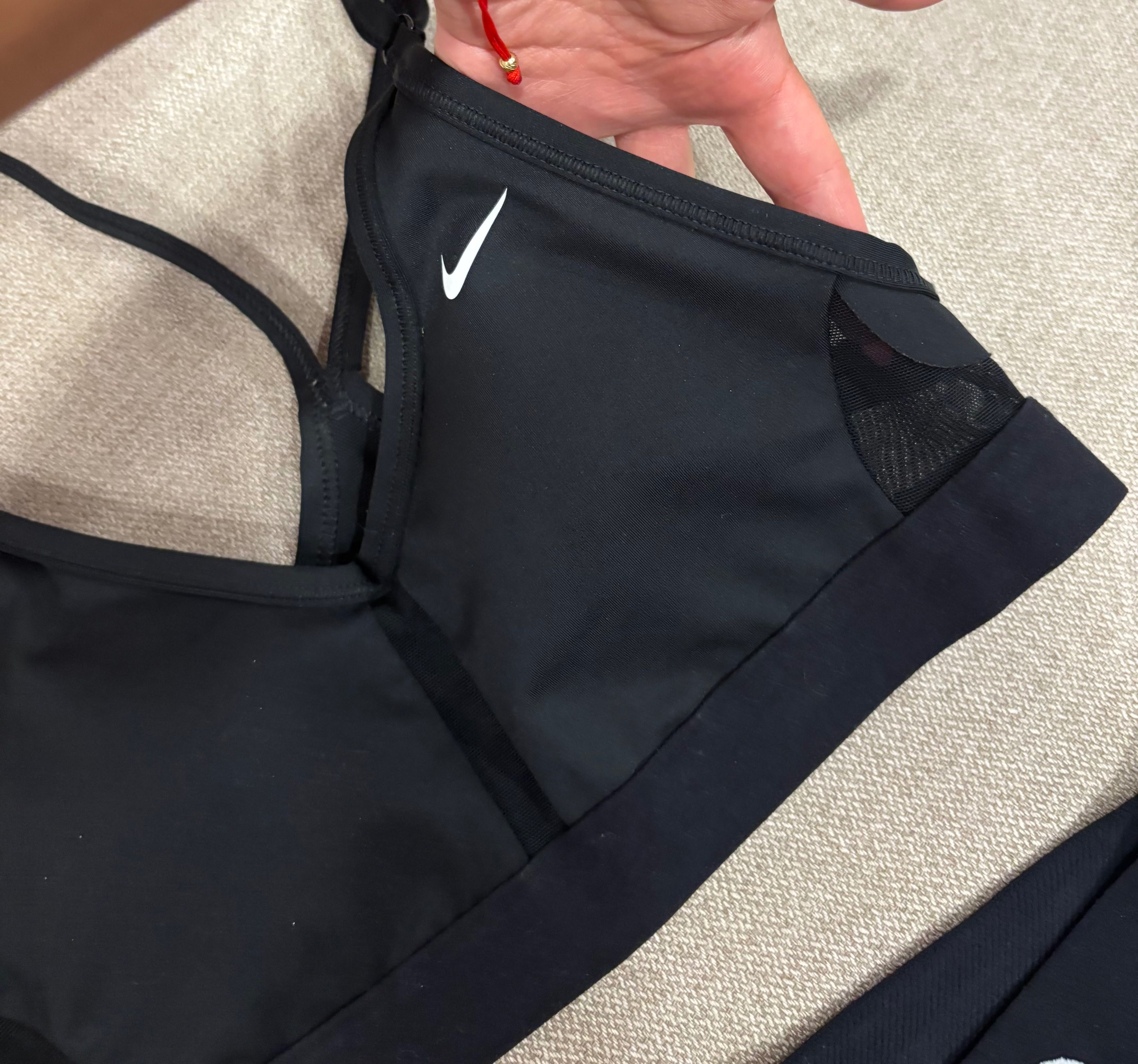 Дамски спортен сет NIKE клин и топ оригинален