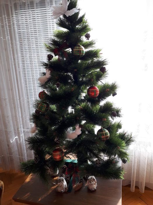 Елха 120см в комплект с играчките и 2 вида лампички