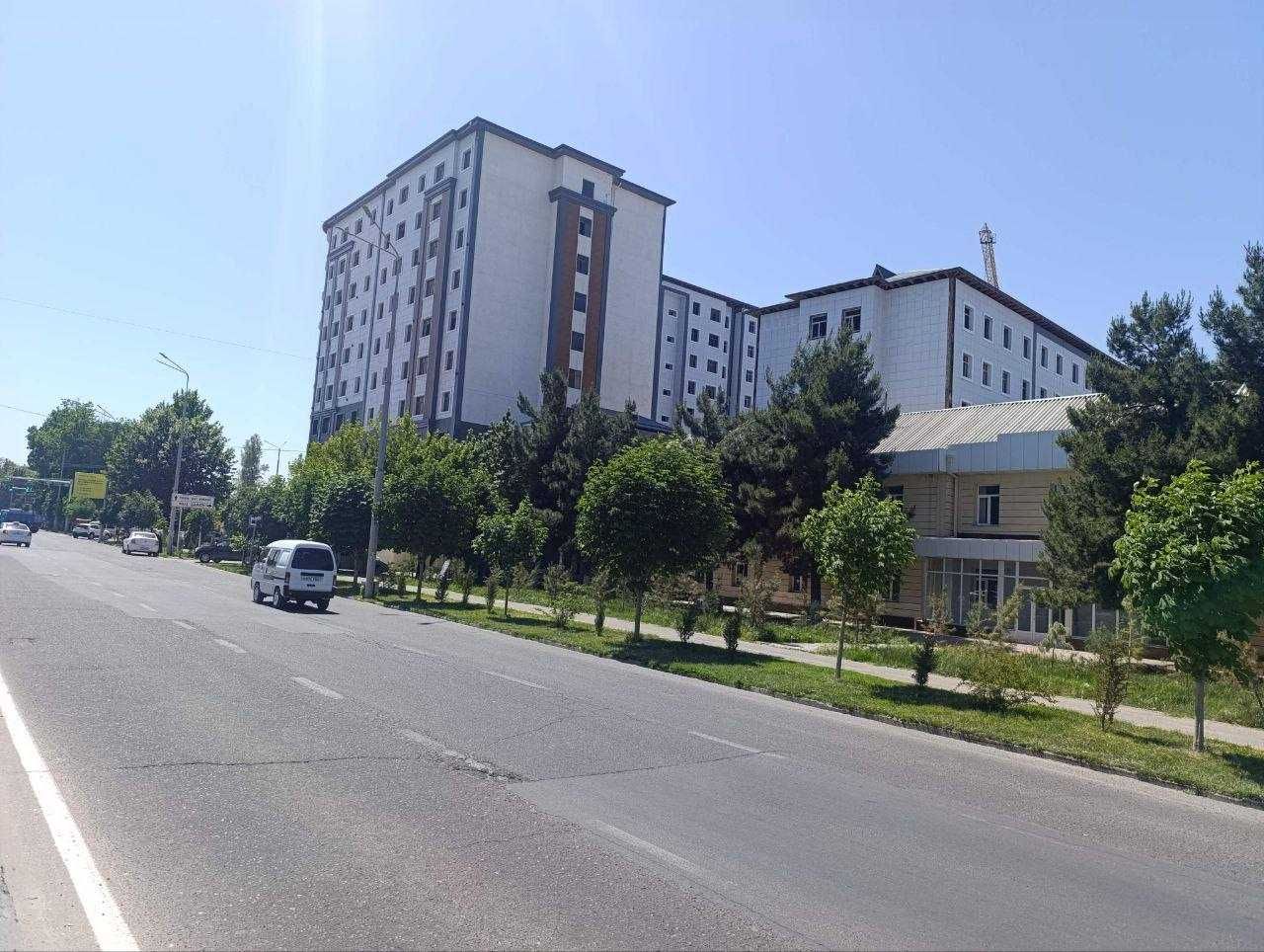 Продается 4х комнатная Новостройка Сквозная 109 квадрат  1 этаж