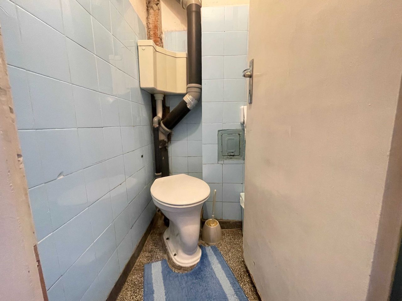 Продава се Тристаен апартамент в Габрово, Център - 105 кв.м за 877 €/кв.м - Снимка #8