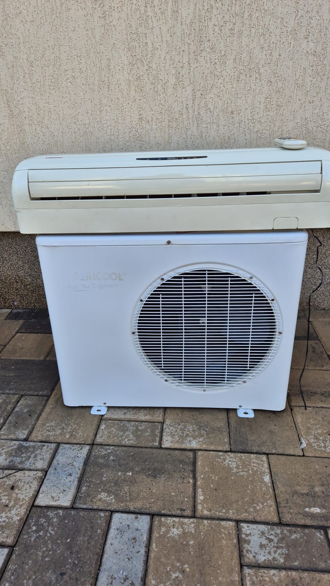 Vand aparate de aer conditionat SH!