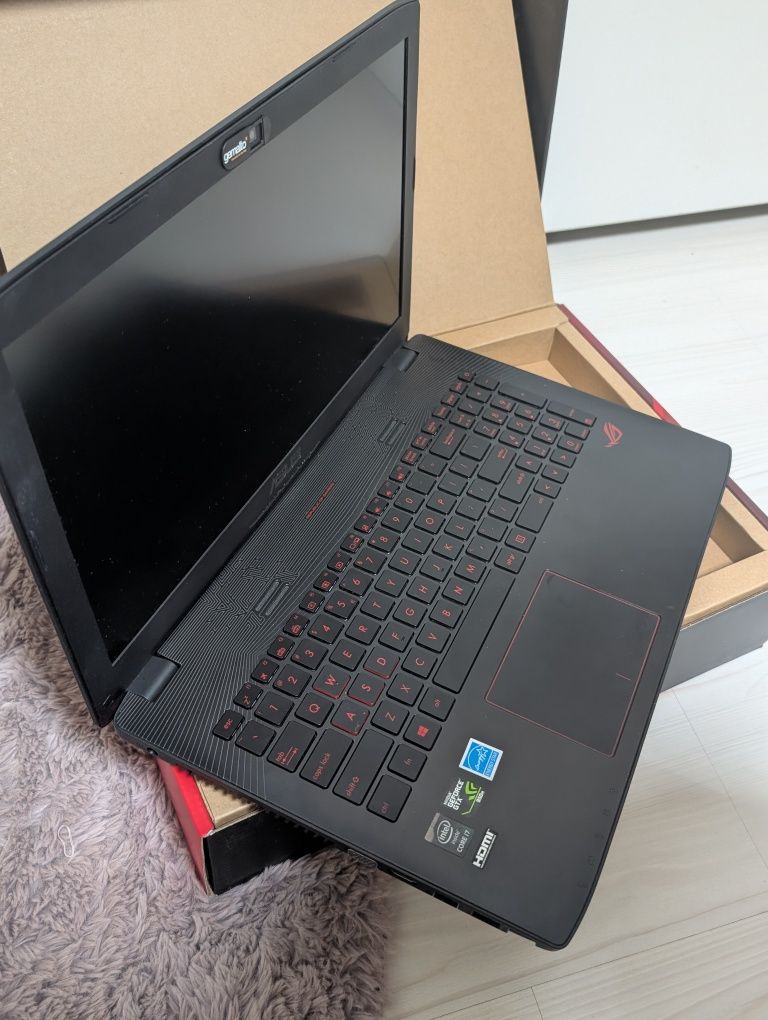 Laptop gaming ASUS ROG 15.6"; i7 Haswell, GeForce GTX 950M (GL552JX)