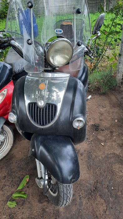 Vând scuter retro doua bucăți