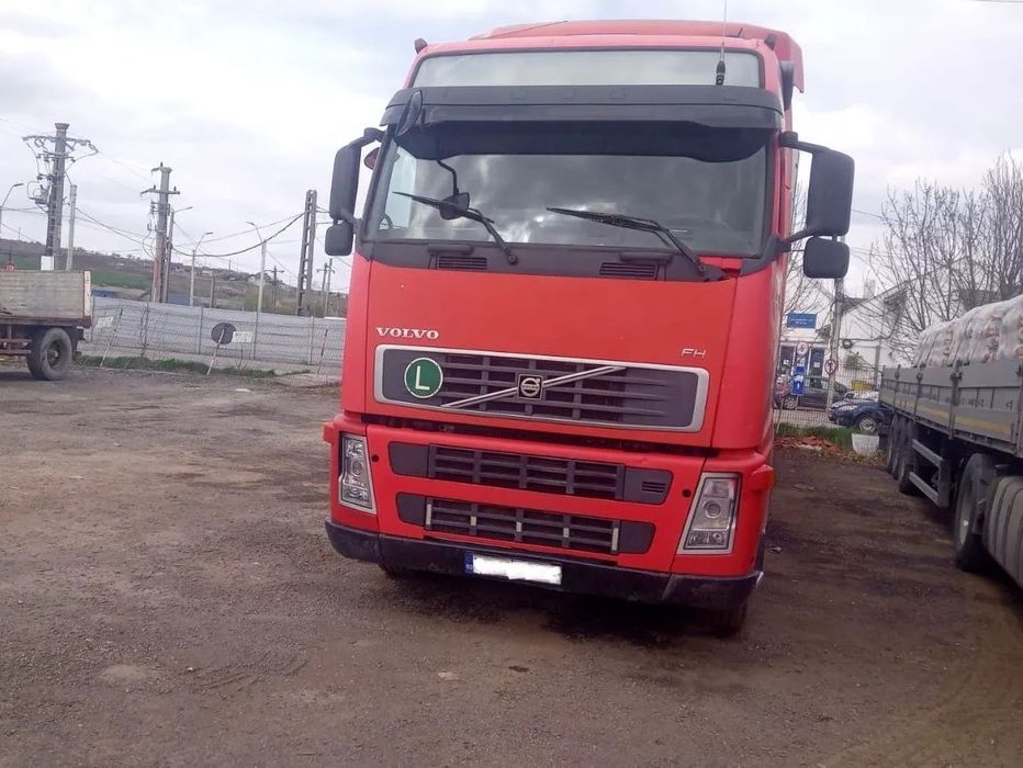 Volvo FH440 si semiremorca Schmitz Volvo FH440
