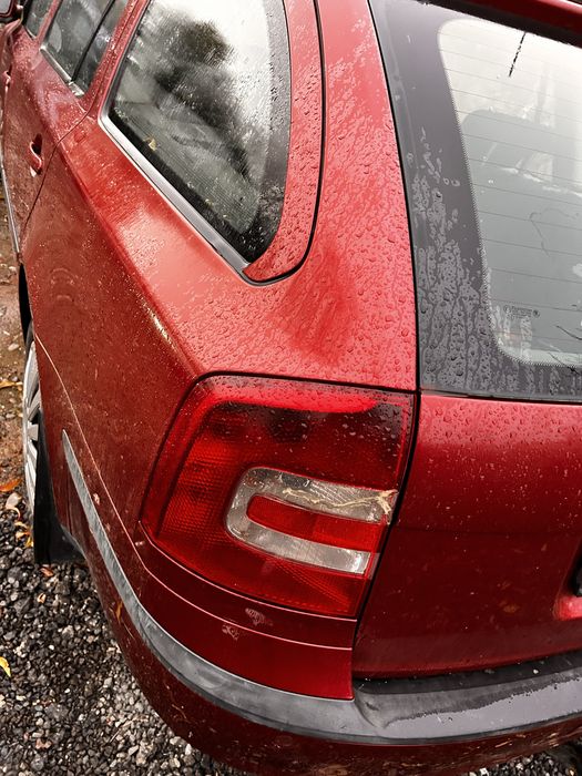 Dezmembrez  skoda octavia 2 si passat b6