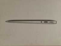 MacBook Air (11 inch )