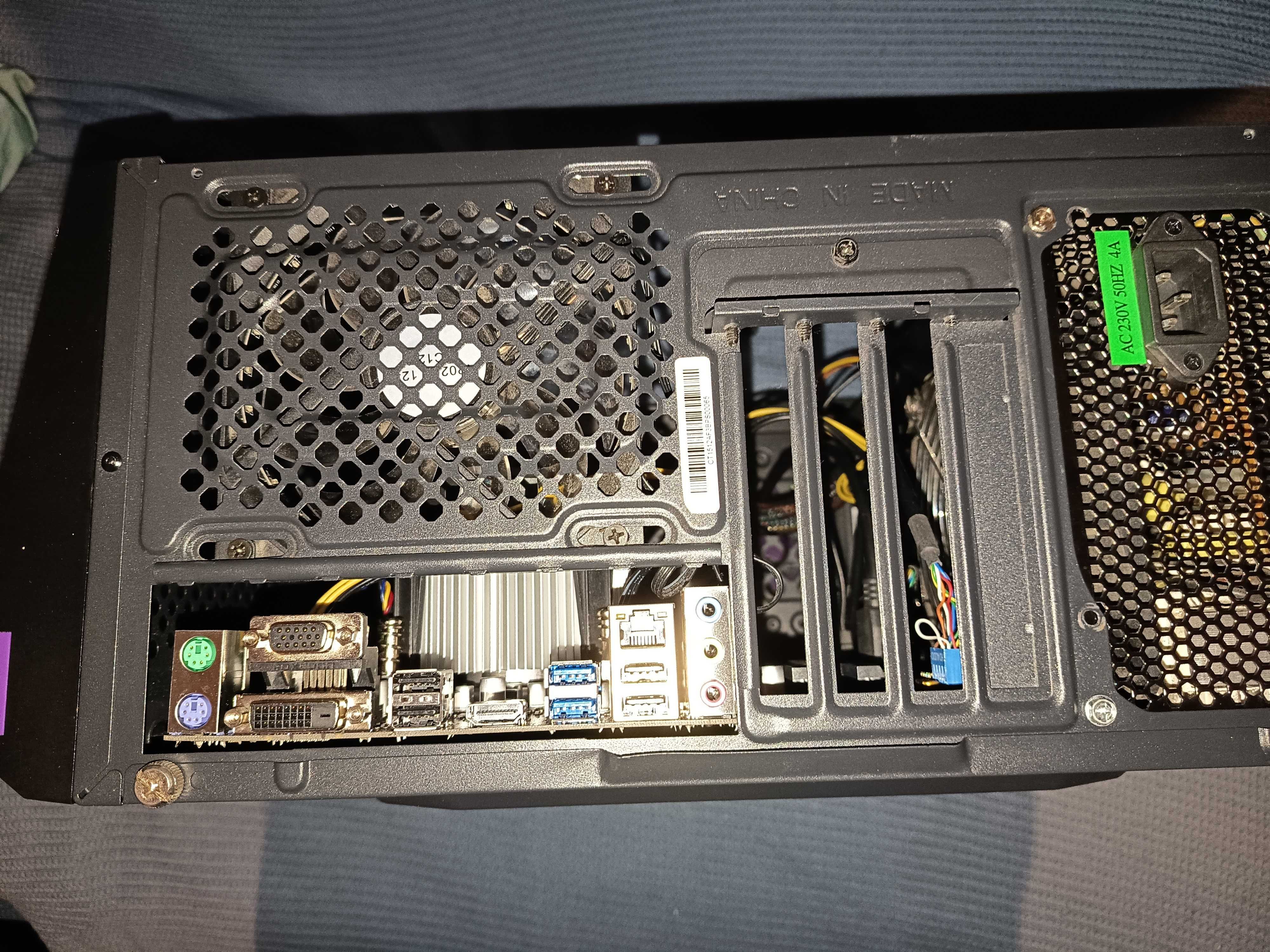 Carcasa gaming + sursa de 600w, minitower, 2 x fan led, CiT F3 case
