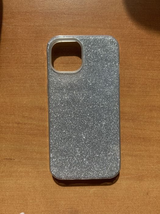 Бляскави калъфи за iPhone 14