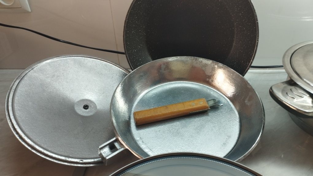 Кастрюля и сковородка