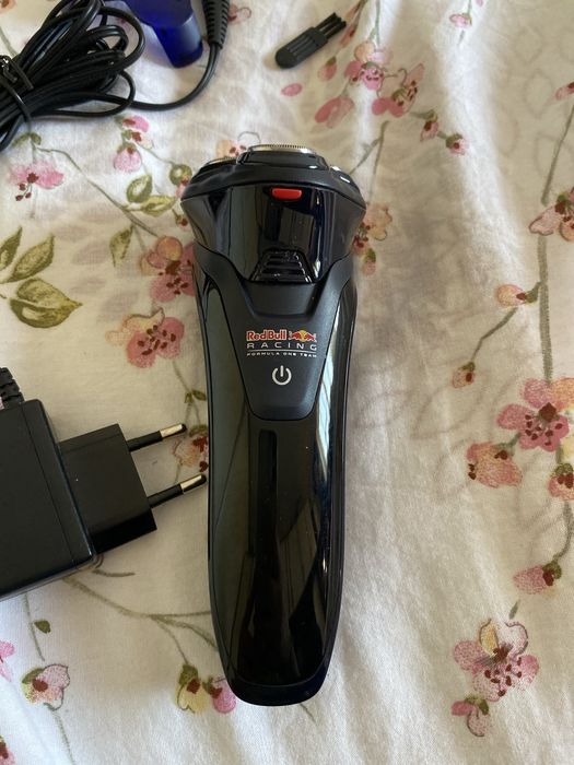 Aparat de ras electri