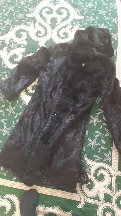 Шуба норковая не долго носила продаю в связи с тем что купила длинную