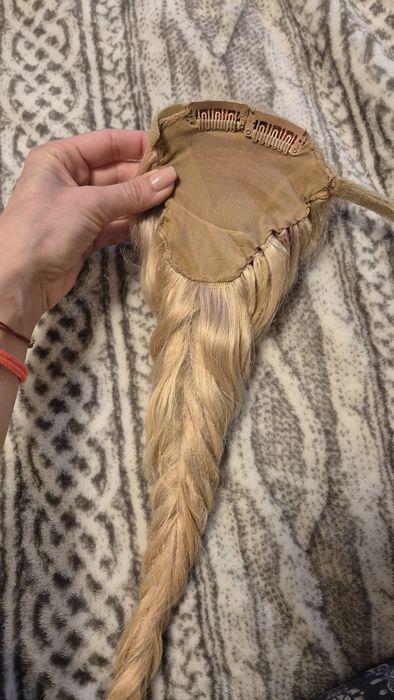 Естествена коса -на треса и на плитка