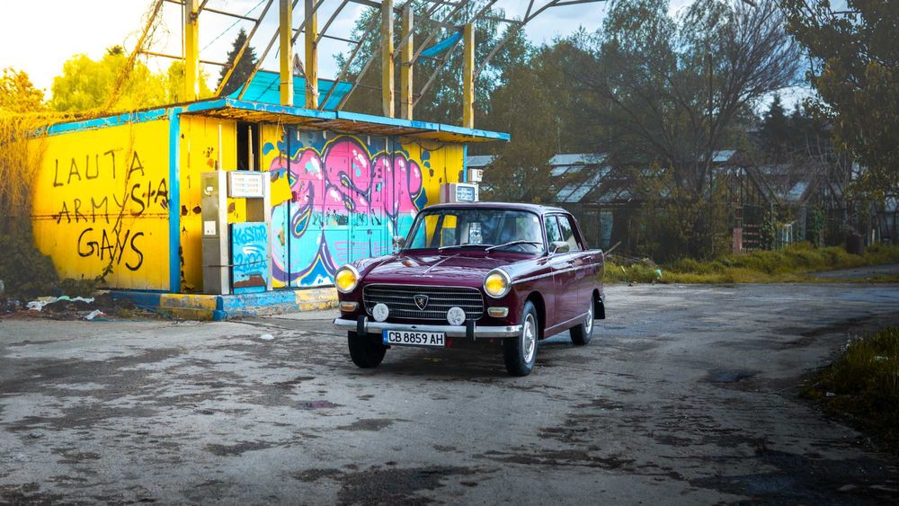 Кола под наем за бал, сватба или друг специялен повод! Под наем ретро