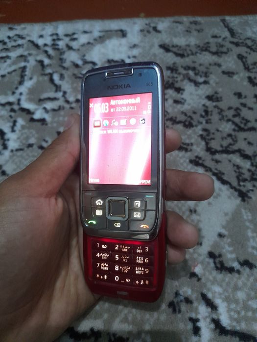 Nokia E66 sotiladi srochna
